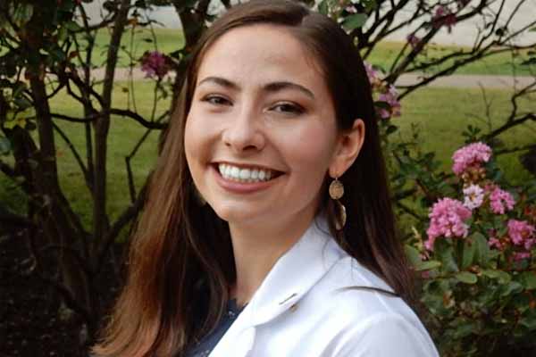 New Scholarship Helps UT System Med Students Pursue Medical Careers New Scholarship Helps UT System Med Students Pursue Medical Careers