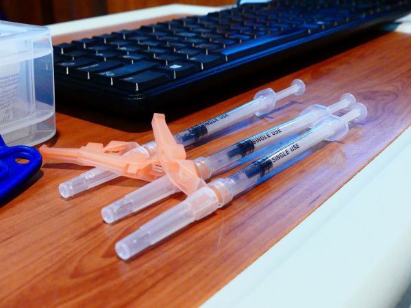 COVID Vaccine Syringes2 COVID Vaccine Syringes2