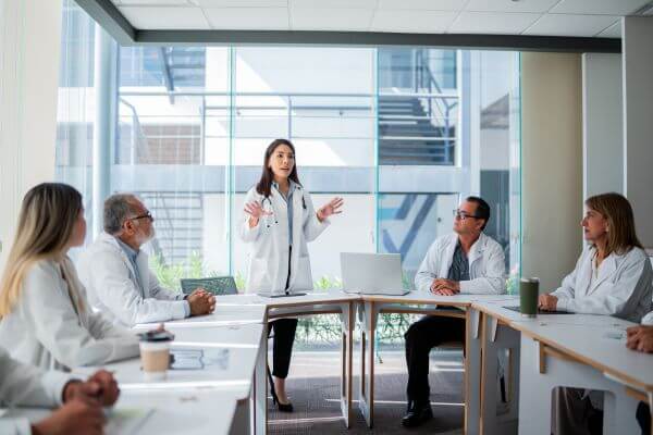 Doctors Meeting 600