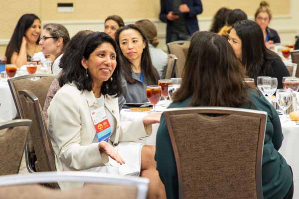 TexMed_2019_Scene_Networking TexMed_2019_Scene_Networking